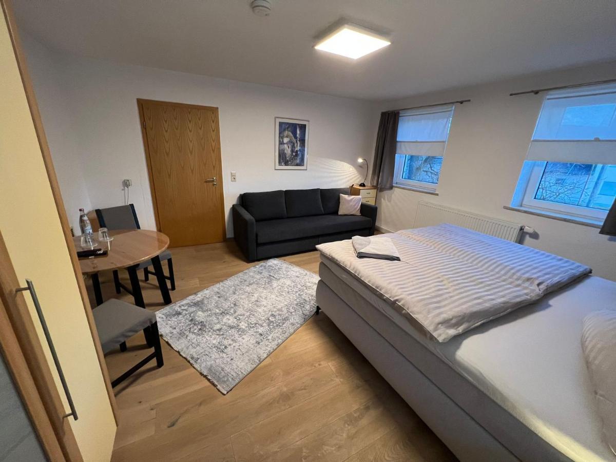 Gaestezimmer Kirchdorf Unteropfingen Exterior foto